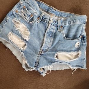 Levi's 501 distressed shorts